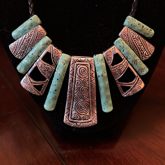 Icon Collection necklace and earrings set. - Picture 2 of 5